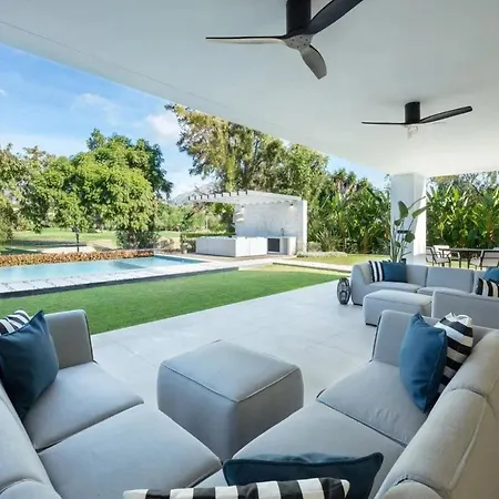 Holiday home Luxury 6 Bedroom